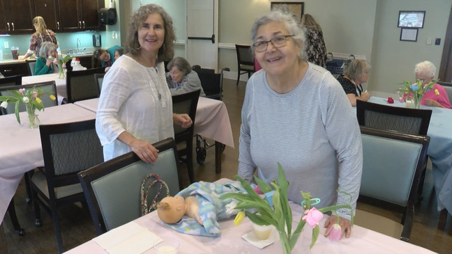 Dominion of Bristol | Residents enjoying they baby shower event
