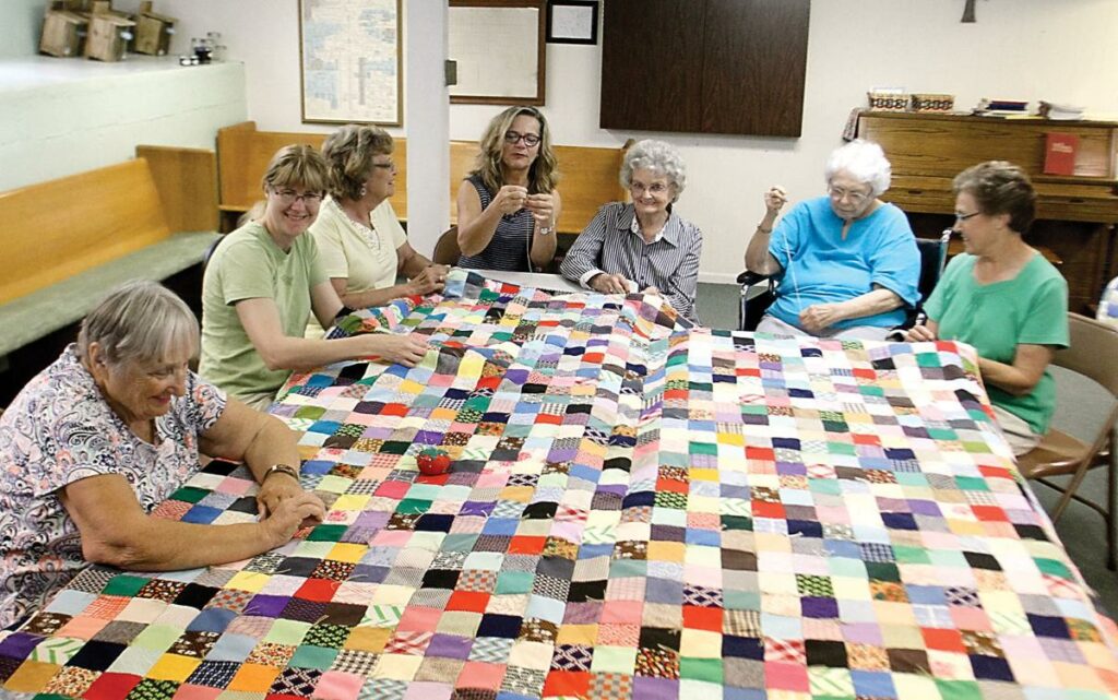 Clover Hill Senior Living | Senior quilters